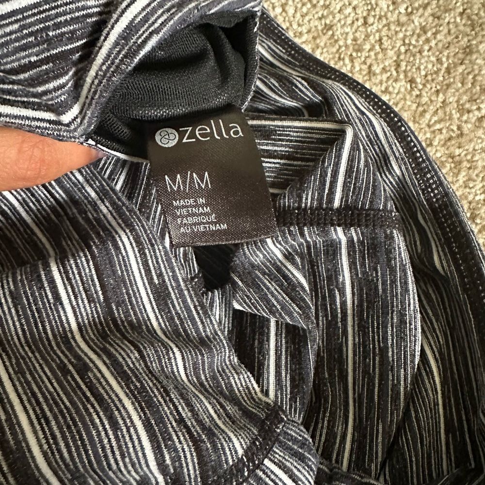 Zella Medium Black and White Live In Leggings